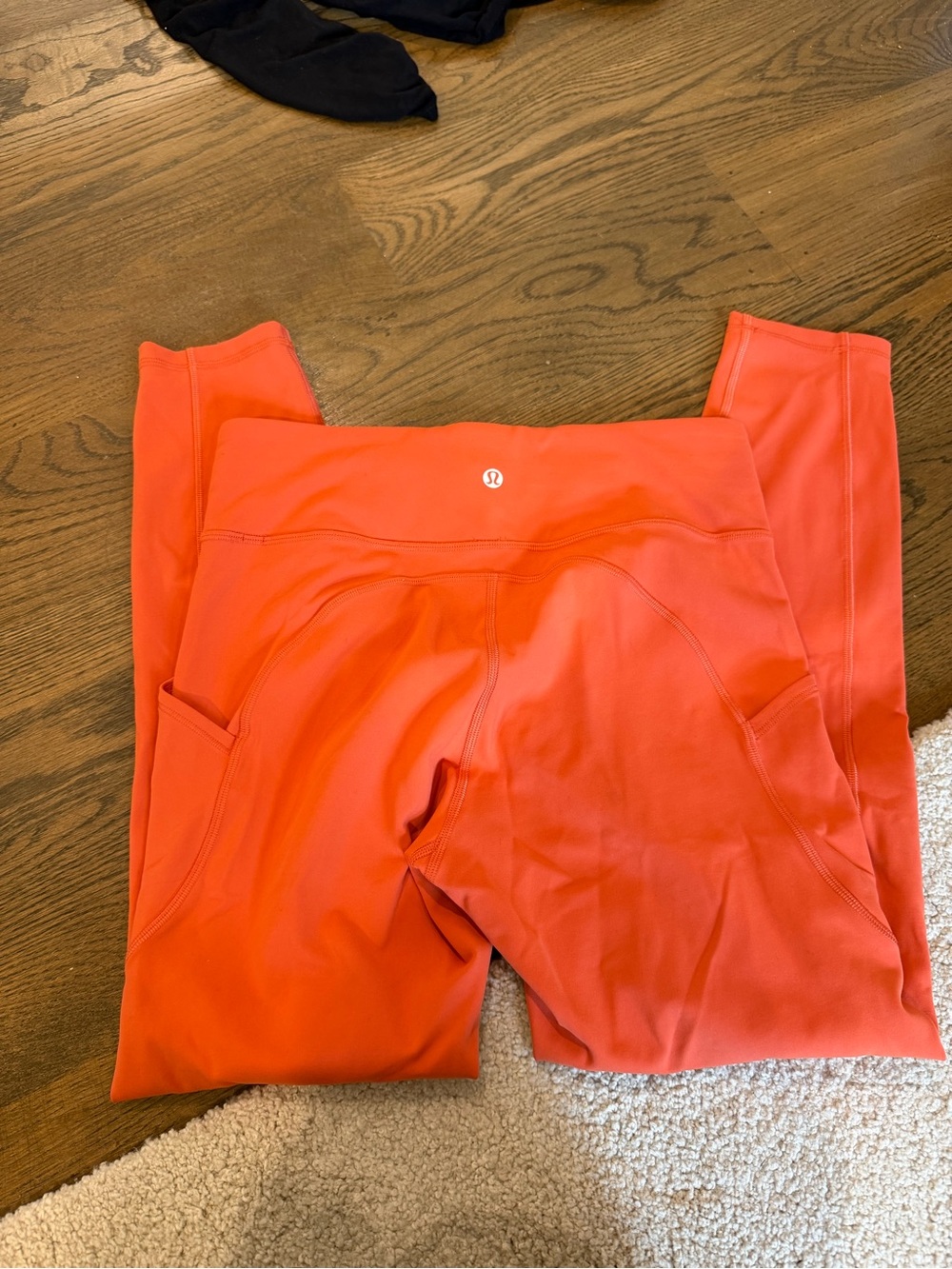 Lululemon Align with pockets size 8